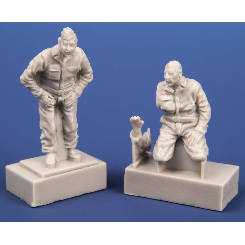 1/72 German He 162A Mechanics (2 pcs) for Special Hobby