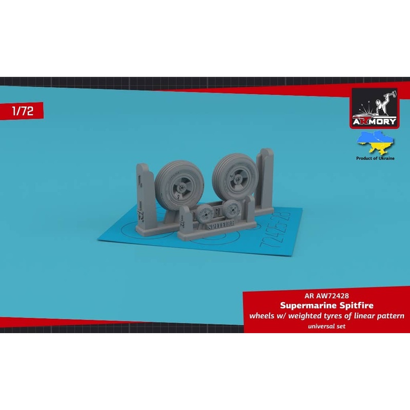 1/72 Supermarine Spitfire wheels w/ weighted tyres of concentric line pattern & 3-spoke hubs