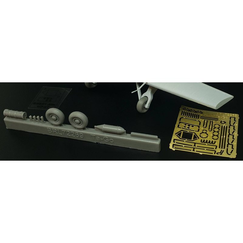 1/72 Kokusai Ta-Go (Brengun kit)