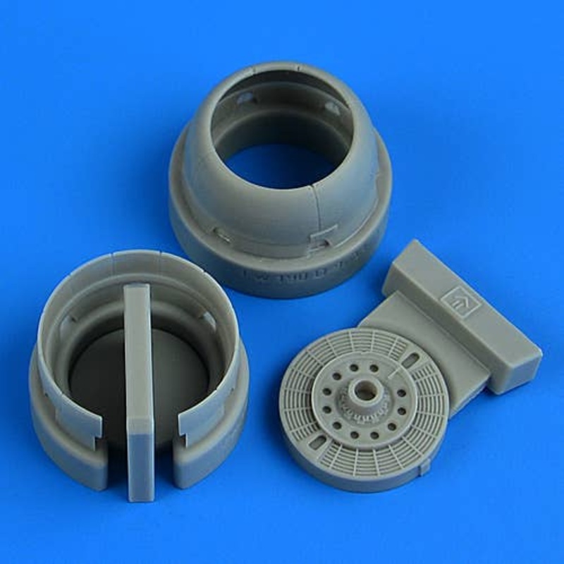 1/72 Fw 190D-9 cowling and cooling flaps (closed) (for IBG)