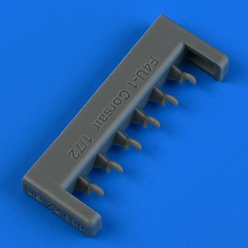 1/72 F4U-1 Corsair catapult hooks