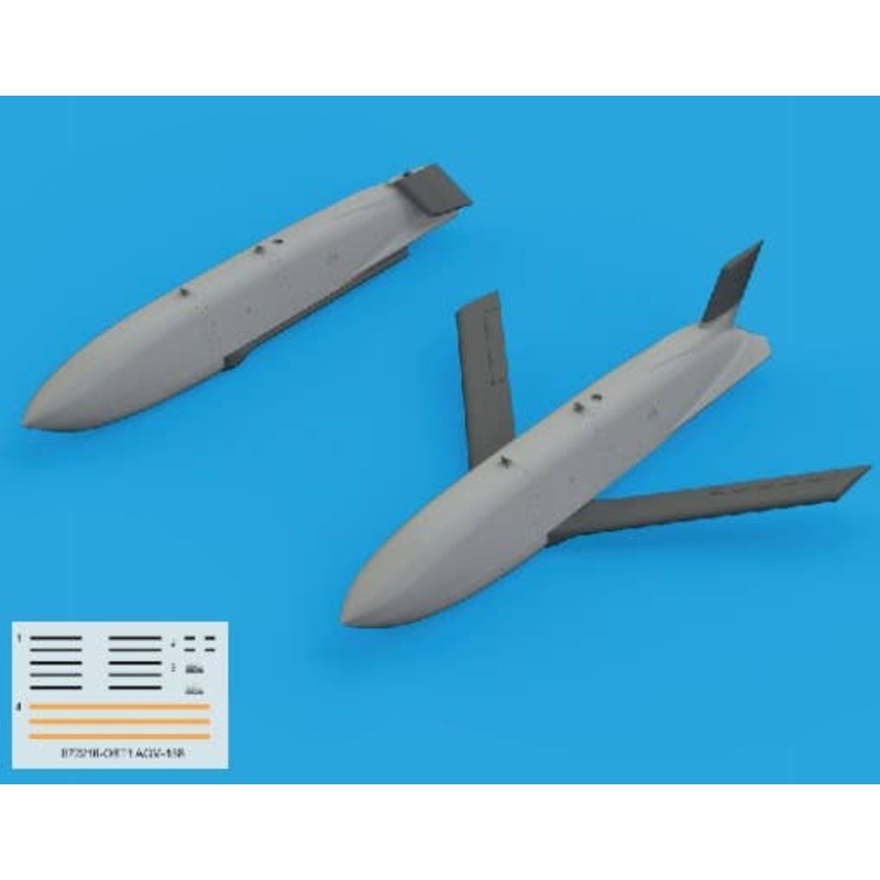 1/72 AGM-158