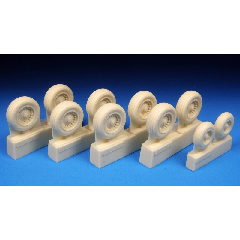 1/72 B-1B Nose and Main Wheel Set