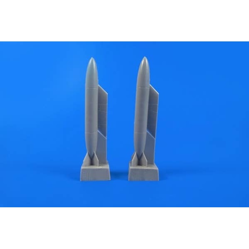 1/72 S.O. 4050 Vautour - External Tanks (Special Hobby, Azur)