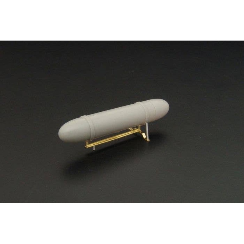 1/48 50gal "cigar" fuel tank w/rack (double pack)