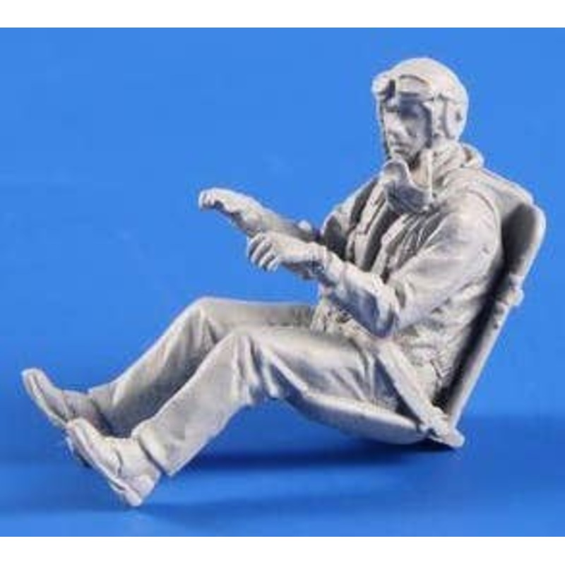 1/48 P-51D Mustang Pilot ETO, Seated