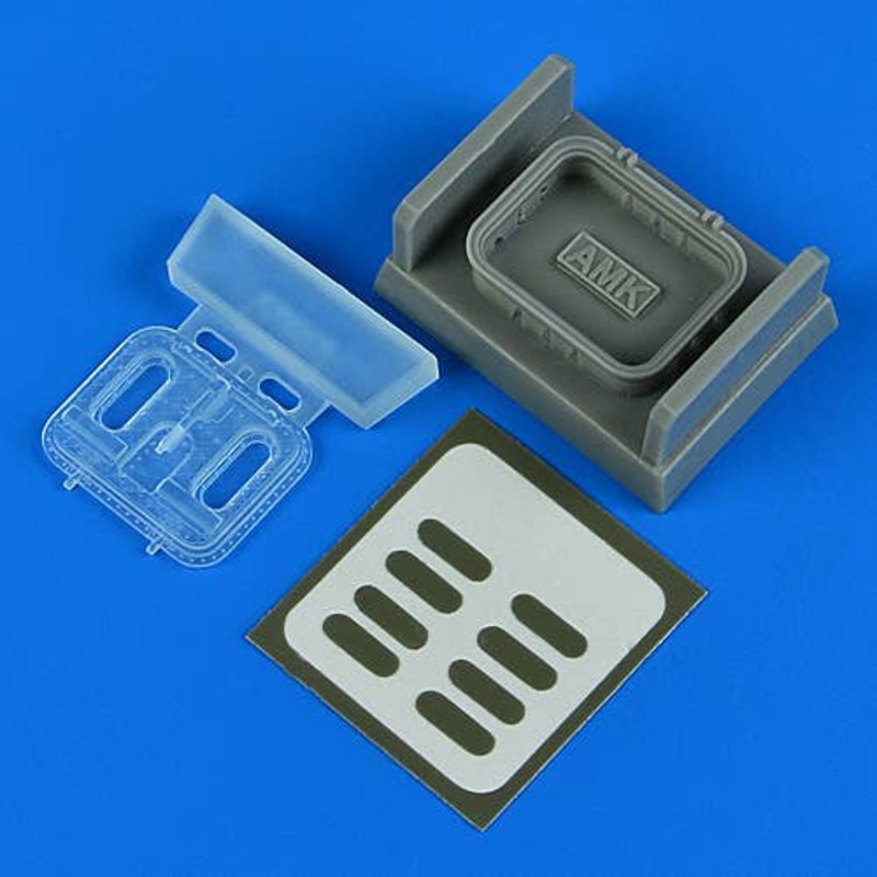 1/48 Mi-8MT/Mi-17 open service/emergency hatch (for AMK)
