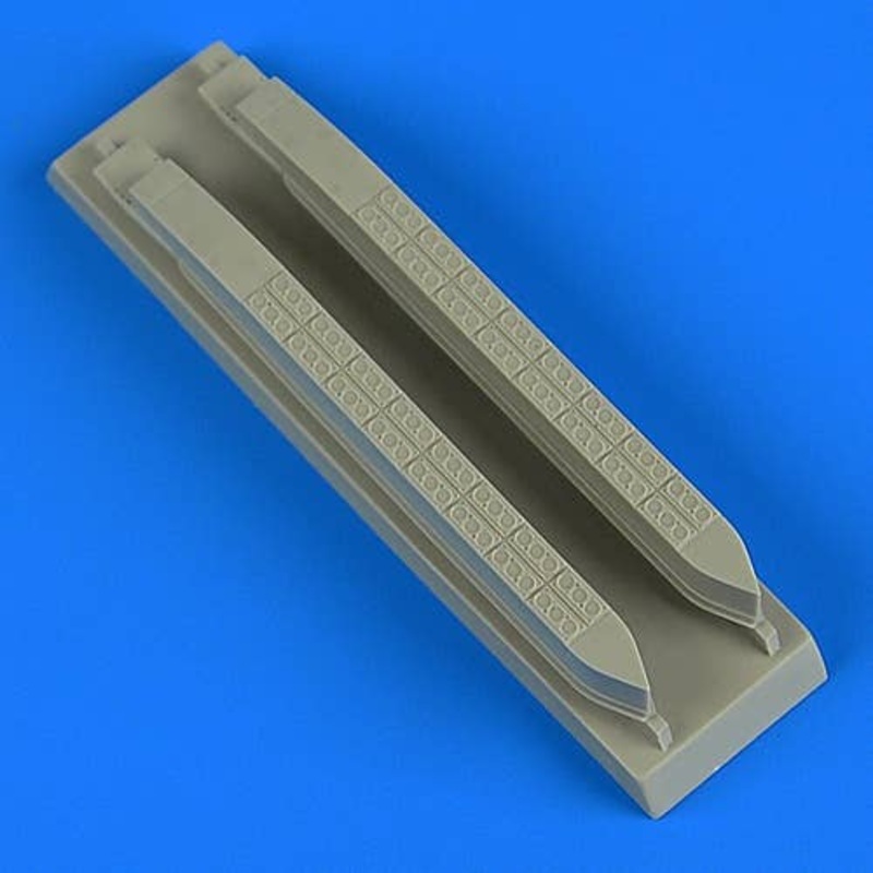 1/48 Su-24 Fencer Chaff/Flare Dispensers (for Hobby Boss)