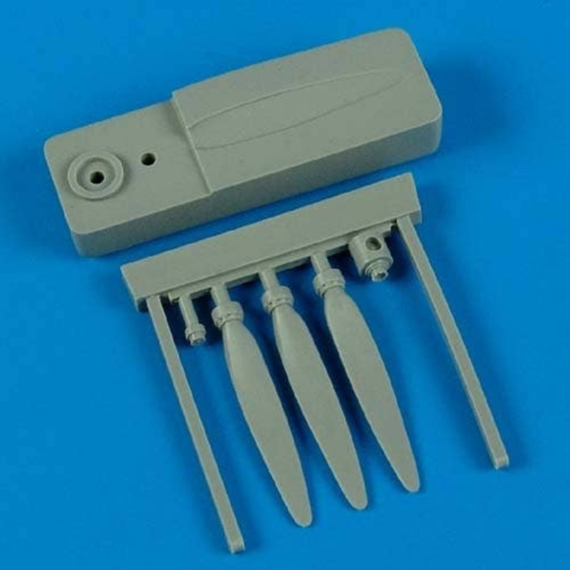1/48 Bf 109E Propeller w/Tool (for Eduard)