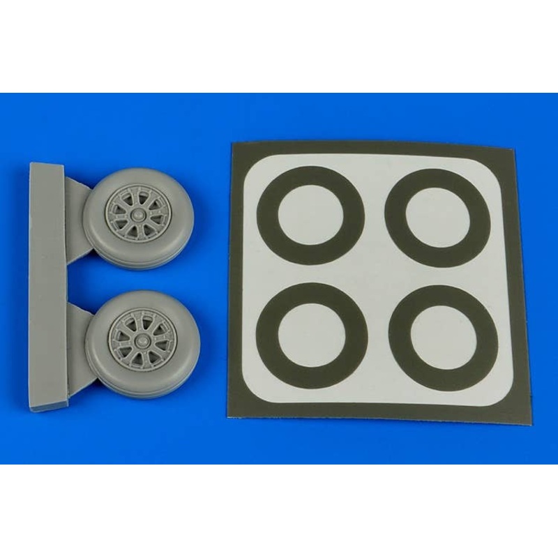 1/48 F4U-5 Corsair Wheels & Paint Masks (for Hobby Boss)