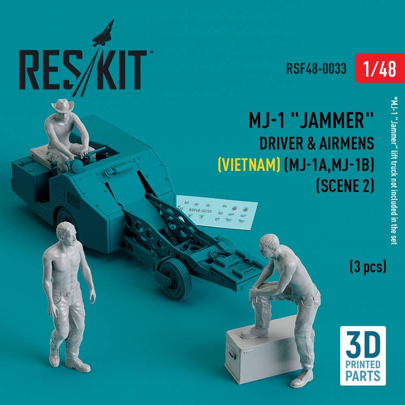 1/48 MJ-1 Jammer Driver & airmens (Vietnam) (MJ-1A,MJ-1B) (scene 2) (3 pcs) (3D Printed)