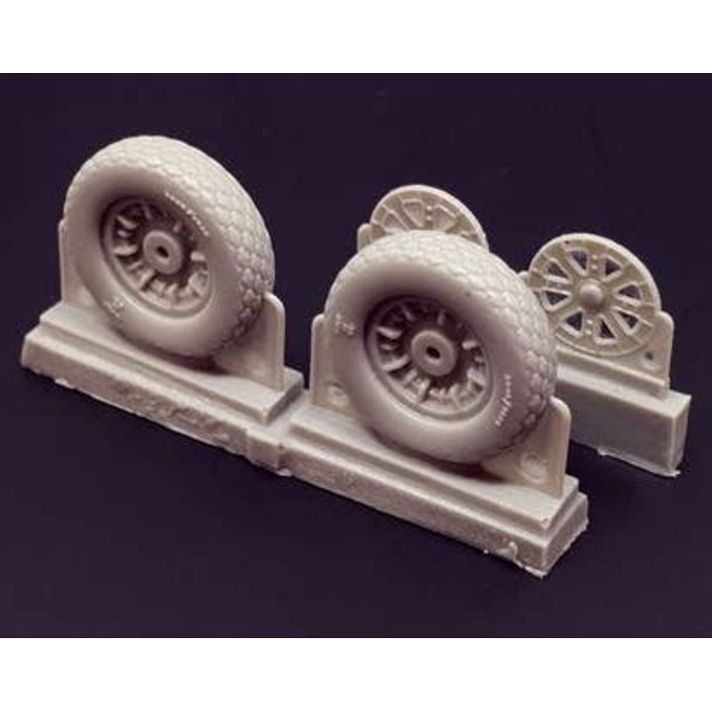 1/48 F4U Corsair Cross Tread Wheels Set