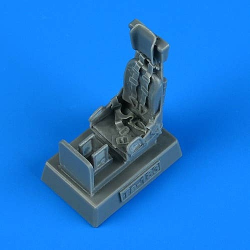 1/48 Ta 183 Huckebein ejection seat with safety belts (for Academy/Tamiya)