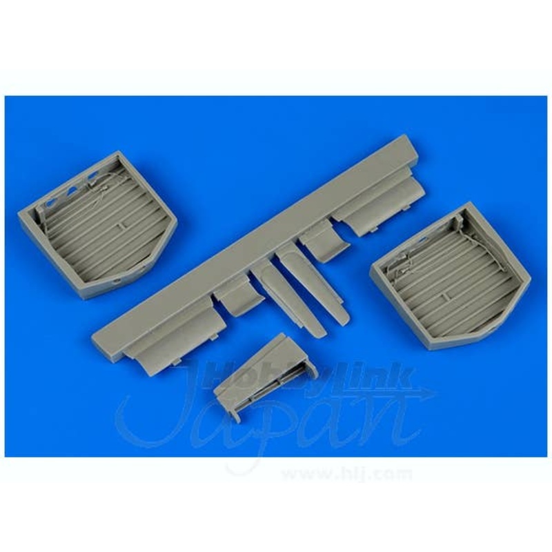 1/48 P-40M Kitty Hawk Wheel Bays