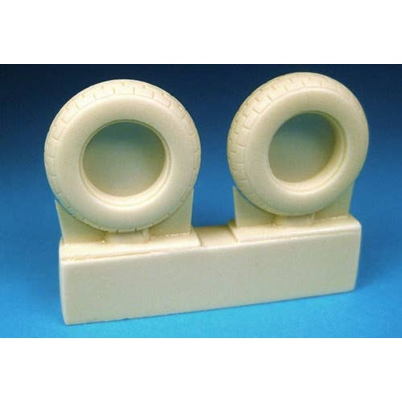 1/32 P-51 Mustang Block Tread Tires