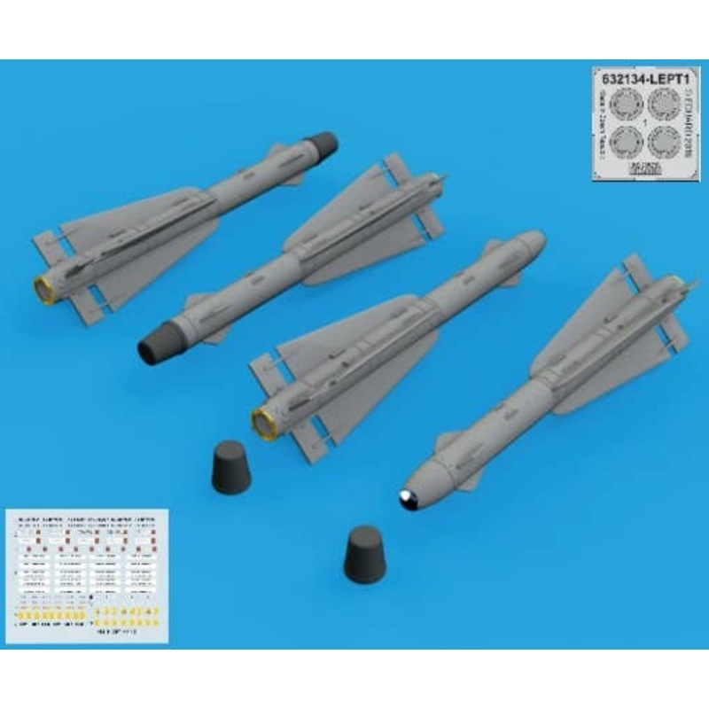 1/32 AIM-4D