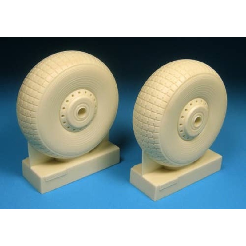 1/32 Lancaster Mainwheels Block Tread