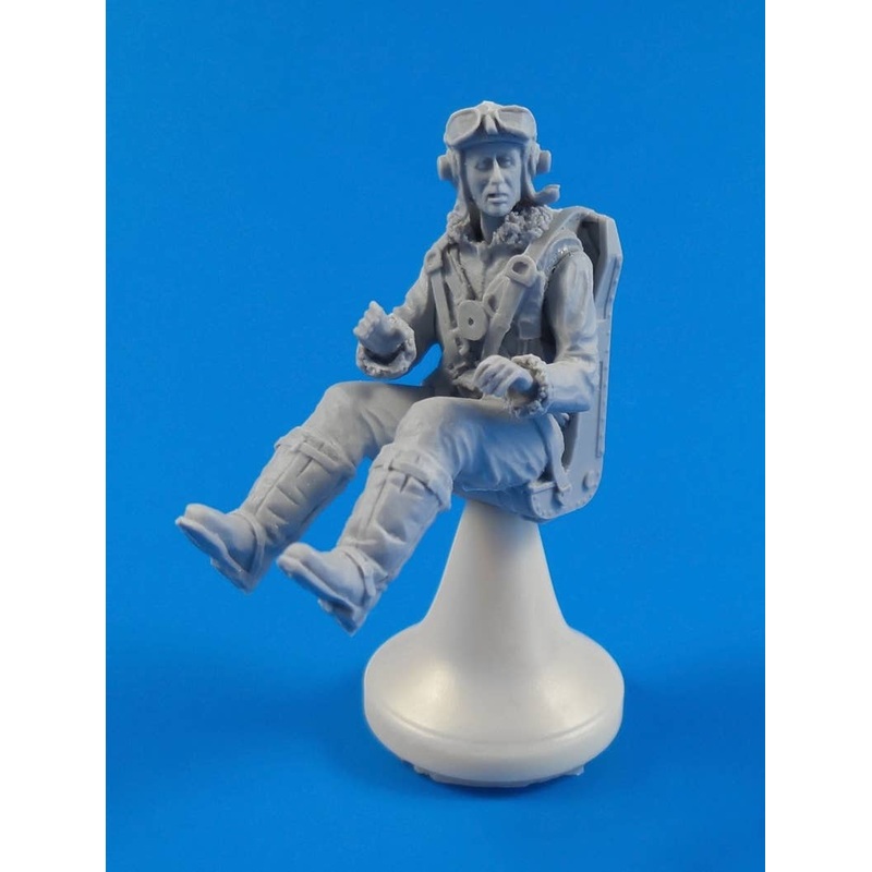 1/32 British Tempest Pilot, Sitting, for Special Hobby kit