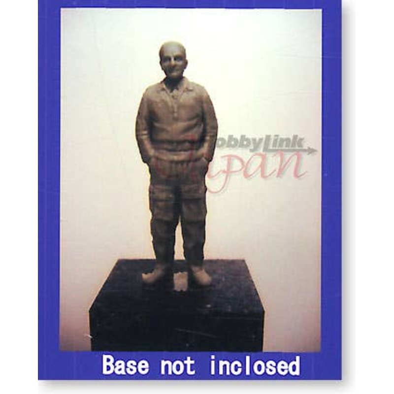 1/32 Hans Ulrich Rudel Standing Pose