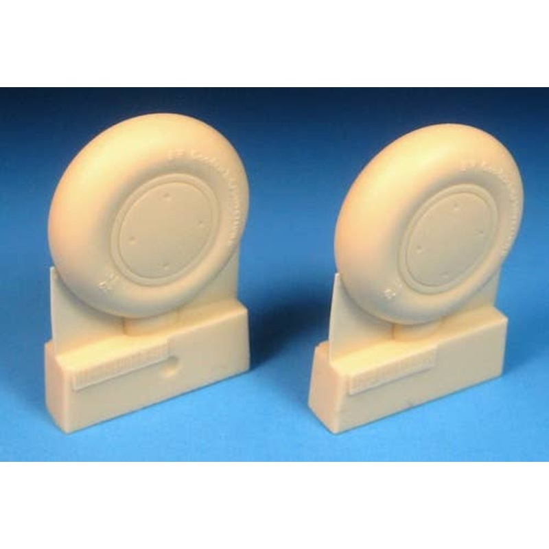 1/32 P-40B/C Main Wheels with Smooth Tire