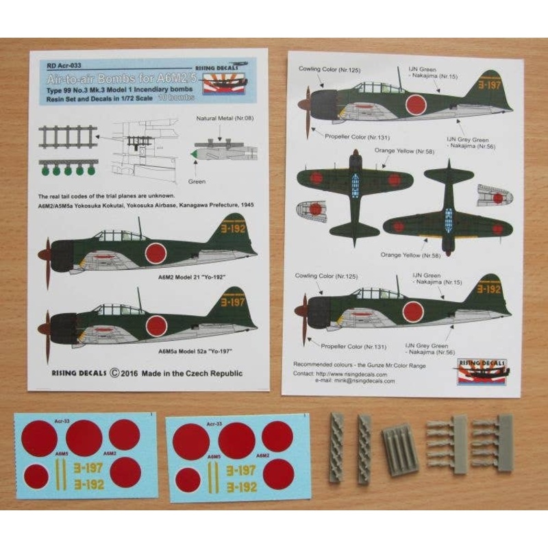 1/72 A6M Zero of Yokusuka Kokutai w/ Type 99 No. 3 Mk. 3 Incendiary Bombs