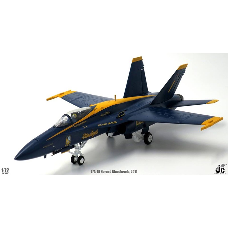 1/72 F/A-18 Hornet US Navy Blue Angels 100 Years of Naval Aviation 2011