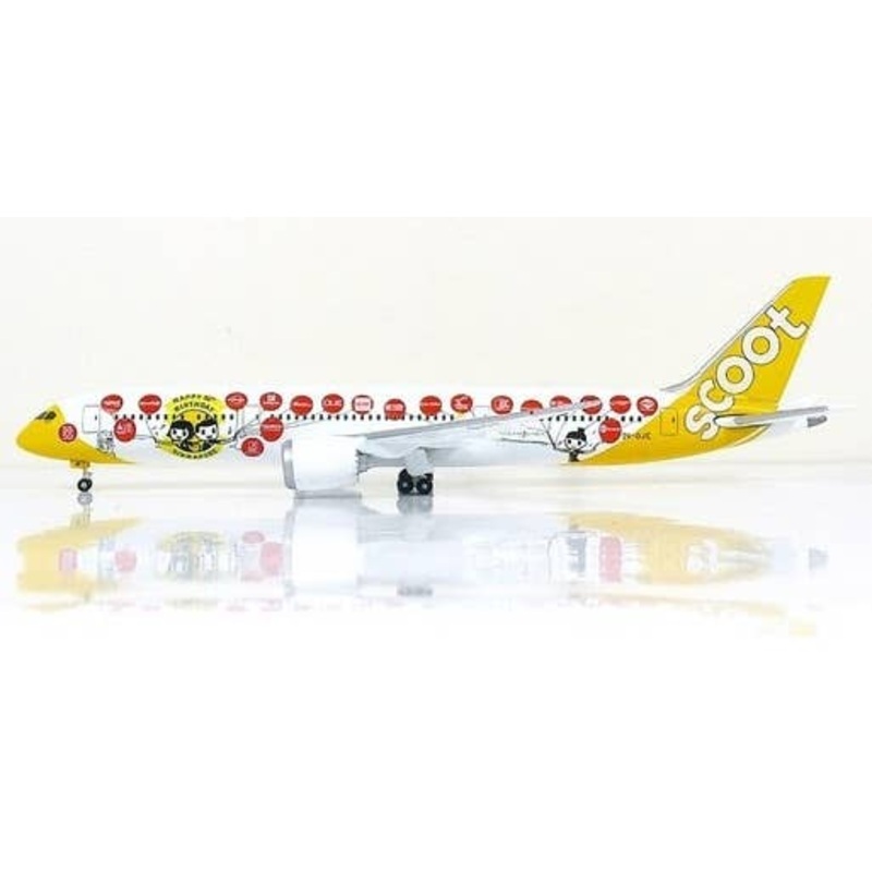 1/500 B787-9 Scoot Happy 50th BD