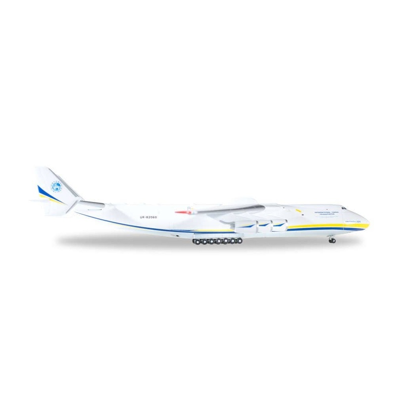 1/500 AN-225 Mriya Antonov Airlines UR-82060
