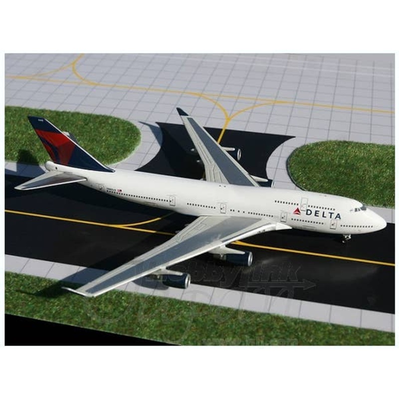 1/400 747-400 Delta Air Lines N668US