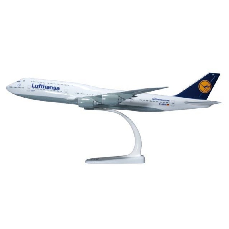 1/250 747-8i Lufthansa D-ABYH