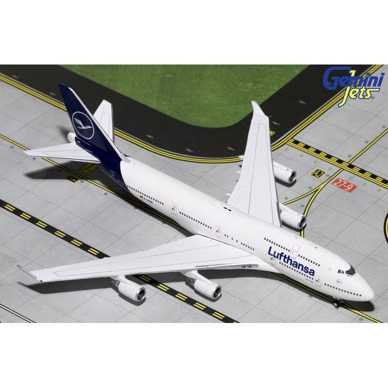 1/400 Lufthansa Airbus New Colors 747-400 D-ABVM