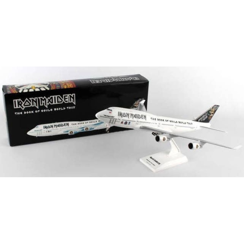 1/200 747-400 Iron Maiden Ed Force One (With Gear)