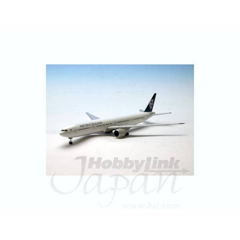1/200 B777-300ER Air New Zealand (ZK-DKM)