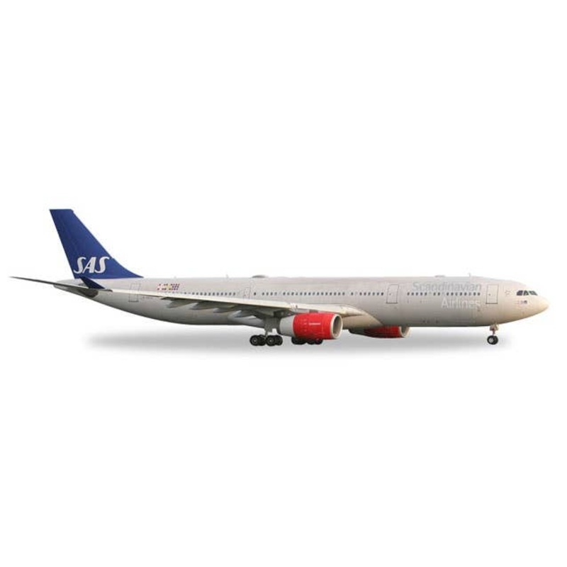 1/200 A330-300 Scandinavian Airlines Helge Viking LN-RKU