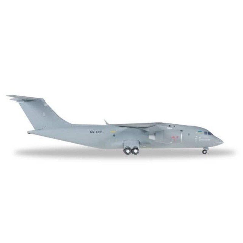 1/200 AN-178 Antonov aircraft design bureau UR-EXP