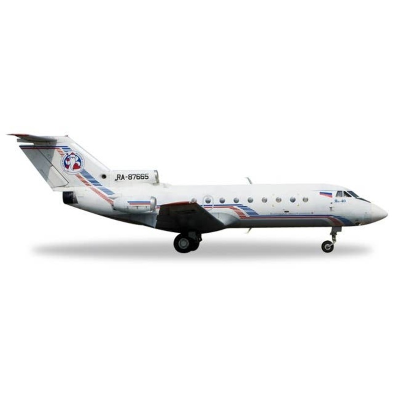 1/200 Yak-40 Vologda aviation Ded Moroz RA-87665