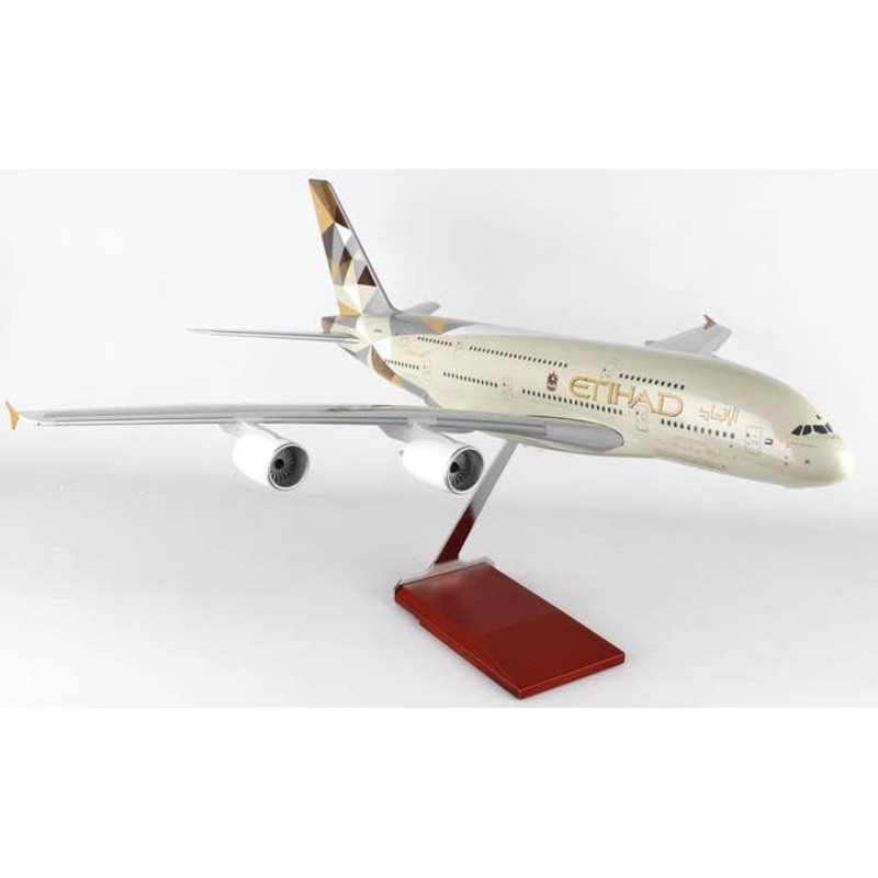 1/100 A380-800 Etihad (With Gear and Wooden Stand)